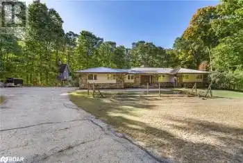 17 WOODLAND Crescent, Oro-Medonte, Ontario L4M4Y8, 5 Bedrooms Bedrooms, ,4 BathroomsBathrooms,All Houses,For Sale,WOODLAND,40710093