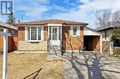 8 Hogan Drive Toronto (Woburn) Ontario M1G2H2