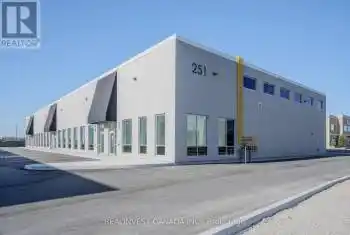 251 King Street Unit# 4, Barrie (400 West), Ontario L4N6B5, ,1 BathroomBathrooms,Commercial,For Rent,King,S12044588