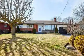 68 Gatineau Street, Oshawa (Donevan), Ontario L1H7G3, 4 Bedrooms Bedrooms, ,2 BathroomsBathrooms,All Houses,For Sale,Gatineau,E12044804