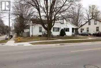 25-27 MARKET Street Unit# 25, Brant (Paris), Ontario N3L3A6, 5 Bedrooms Bedrooms, ,3 BathroomsBathrooms,All Houses,For Sale,MARKET,X12045373
