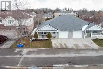 31 POND VIEW Drive, Wellesley, Ontario N0B2T0, 2 Bedrooms Bedrooms, ,2 BathroomsBathrooms,All Houses,For Sale,POND VIEW,40709109
