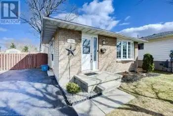 19 SEKURA Place, Cambridge, Ontario N1R7G3, 3 Bedrooms Bedrooms, ,2 BathroomsBathrooms,All Houses,For Sale,SEKURA,40708836