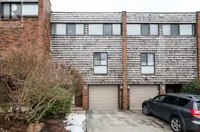 19 Laurie Shepway Toronto (Don Valley Village) Ontario M2J1X7