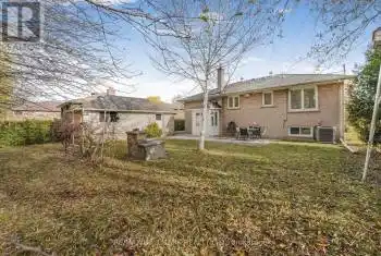 216 Norfolk Avenue, Richmond Hill (Harding), Ontario L4C2C9, 5 Bedrooms Bedrooms, ,2 BathroomsBathrooms,All Houses,For Sale,Norfolk,N12045559