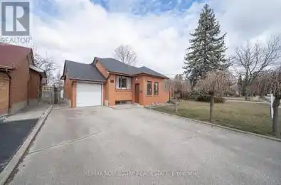 253 McGill Street Mississauga (Cooksville) Ontario L5A1V3