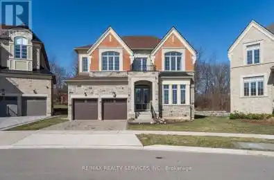 945 PONDCLIFFE Court Kitchener Ontario N2R0M9