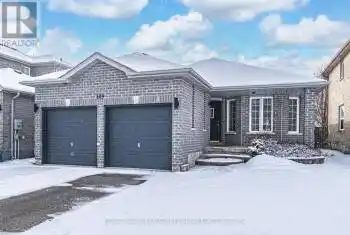 109 Ruffet Drive, Barrie (Edgehill Drive), Ontario L4N0N7, 4 Bedrooms Bedrooms, ,4 BathroomsBathrooms,All Houses,For Sale,Ruffet,S12047143