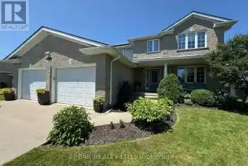 24 Applewood Street, Blandford-Blenheim (Plattsville), Ontario N0J1S0, 5 Bedrooms Bedrooms, ,3 BathroomsBathrooms,All Houses,For Sale,Applewood,X12047231