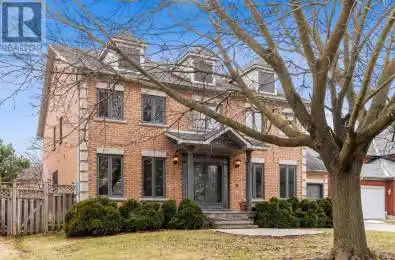 16 Eastgate Crescent Richmond Hill (Bayview Hill) Ontario L4B3G5