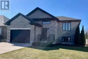 62 Brown Street, Aylmer, Ontario N5H3G6, 4 Bedrooms Bedrooms, ,2 BathroomsBathrooms,All Houses,For Sale,Brown,X12047060