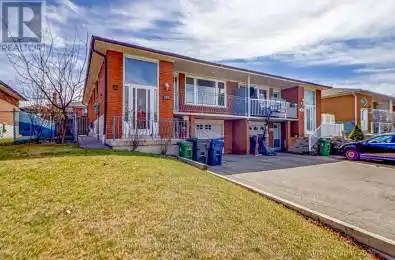 303 Pellatt Avenue Toronto (Humberlea-Pelmo Park) Ontario M9N3P2