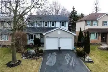 1008 MOORLANDS Crescent, Pickering, Ontario L1W3K4, 4 Bedrooms Bedrooms, ,3 BathroomsBathrooms,All Houses,For Sale,MOORLANDS,40711060