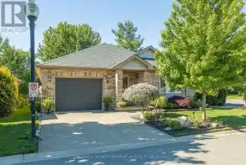3910 Durban Lane, Lincoln (980 - Lincoln-Jordan/Vineland), Ontario L0R2C0, 4 Bedrooms Bedrooms, ,3 BathroomsBathrooms,All Houses,For Sale,Durban,X12048057