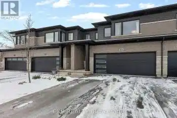 4552 Portage Road Unit# 106, Niagara Falls (211 - Cherrywood), Ontario L2E6A8, 3 Bedrooms Bedrooms, ,4 BathroomsBathrooms,All Houses,For Sale,Portage,X12048185