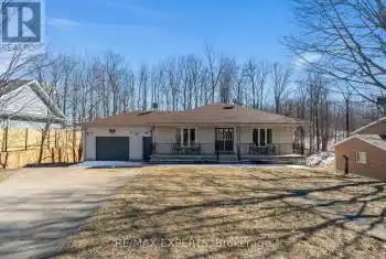632 Bannister Drive, South Bruce Peninsula, Ontario N0H2G0, 5 Bedrooms Bedrooms, ,3 BathroomsBathrooms,All Houses,For Sale,Bannister,X12048298