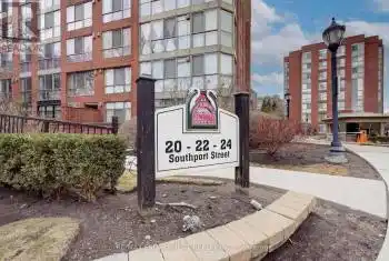24 Southport Street Unit# 756, Toronto (High Park-Swansea), Ontario M6S4Z1, 2 Bedrooms Bedrooms, ,1 BathroomBathrooms,Condo,For Sale,Southport,W12047336
