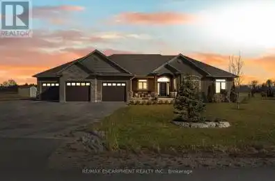 5 SILVERTHORNE Court Haldimand (Dunnville) Ontario N1A2W2