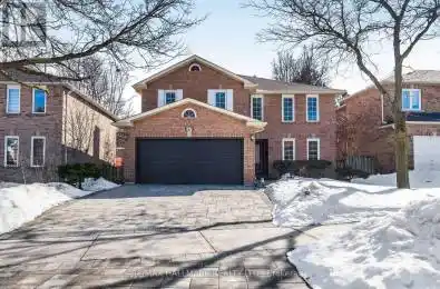 37 Elmsley Drive Richmond Hill (Observatory) Ontario L4C8N7