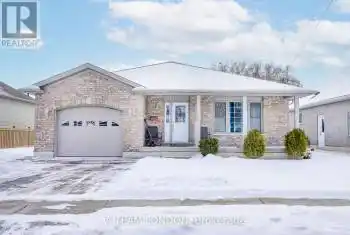 244 Sydenham Street, Aylmer, Ontario N5H1M2, 3 Bedrooms Bedrooms, ,2 BathroomsBathrooms,All Houses,For Sale,Sydenham,X12049101