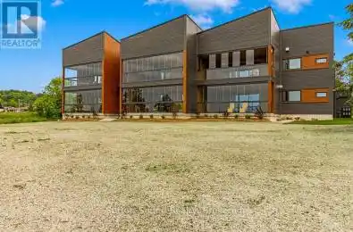 535 ISAAC Street Unit# 101 South Bruce Peninsula Ontario N0H2T0