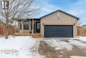 180 Millburn Boulevard, Centre Wellington (Fergus), Ontario N1M3R3, 3 Bedrooms Bedrooms, ,3 BathroomsBathrooms,All Houses,For Sale,Millburn,X12049185