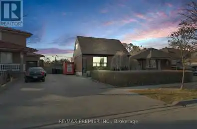 65 Barrhead Crescent Toronto (Rexdale-Kipling) Ontario M9W3Z8