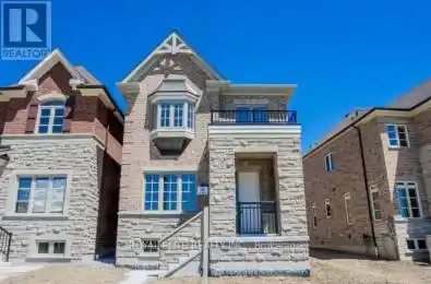 24 Sundew Lane Richmond Hill (Oak Ridges Lake Wilcox) Ontario L4E1C3