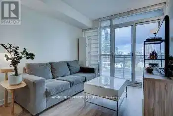 15 Iceboat Terrace Unit# 641, Toronto (Waterfront Communities), Ontario M5V4A5, 2 Bedrooms Bedrooms, ,1 BathroomBathrooms,Condo,For Sale,Iceboat,C12049900
