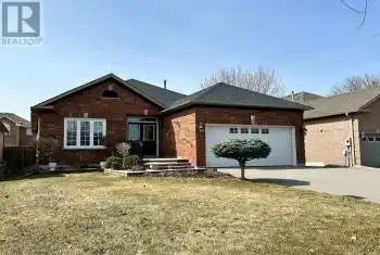 18 Mustang Road, Vaughan (Maple), Ontario L6A1X1, 4 Bedrooms Bedrooms, ,3 BathroomsBathrooms,All Houses,For Sale,Mustang,N12049945