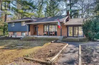 10007 PORT FRANKS ESTATE Drive Lambton Shores (Port Franks) Ontario N0