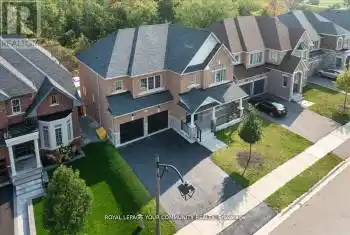 577 Clifford Perry Place, Newmarket (Woodland Hill), Ontario L3X0J2, 4 Bedrooms Bedrooms, ,4 BathroomsBathrooms,All Houses,For Sale,Clifford Perry,N12050693
