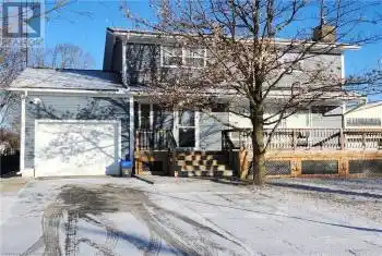 1044 MAIN Street, Port Dover, Ontario N0A1N2, 4 Bedrooms Bedrooms, ,2 BathroomsBathrooms,All Houses,For Sale,MAIN,40692293