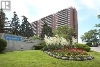 260 Scarlett Road Unit# 701, Toronto (Rockcliffe-Smythe), Ontario M6N4X6, 2 Bedrooms Bedrooms, ,2 BathroomsBathrooms,Condo,For Sale,Scarlett,W12050917