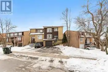 49 Henry Welsh Drive, Toronto (Bathurst Manor), Ontario M2R3P3, 4 Bedrooms Bedrooms, ,3 BathroomsBathrooms,All Houses,For Rent,Henry Welsh,C12051129