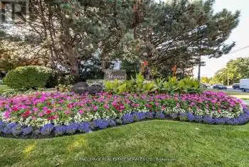 284 Mill Road Unit# PH 8, Toronto (Markland Wood), Ontario M9C4W6, 2 Bedrooms Bedrooms, ,2 BathroomsBathrooms,Condo,For Sale,Mill,W12051167
