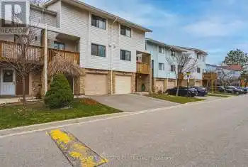 6540 Falconer Drive Unit# 70, Mississauga (Streetsville), Ontario L5N1M1, 3 Bedrooms Bedrooms, ,3 BathroomsBathrooms,All Houses,For Rent,Falconer,W12051303