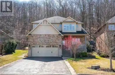 16 HEATHCOTE Court Grimsby Ontario L3M0A6