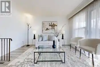 12A Kenmore Avenue, Toronto (Clairlea-Birchmount), Ontario M1K1B4, 7 Bedrooms Bedrooms, ,3 BathroomsBathrooms,All Houses,For Sale,Kenmore,E12050856