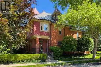 1 Hawthorn Avenue, Toronto (Rosedale-Moore Park), Ontario M4W2Z1, 5 Bedrooms Bedrooms, ,4 BathroomsBathrooms,All Houses,For Sale,Hawthorn,C11967515