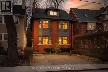 11 Hawthorn Avenue, Toronto (Rosedale-Moore Park), Ontario M4W2Z1, 4 Bedrooms Bedrooms, ,5 BathroomsBathrooms,All Houses,For Sale,Hawthorn,C12051115