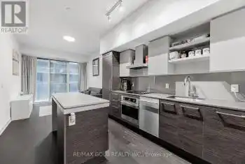 1030 King Street Unit# 438, Toronto (Niagara), Ontario M6K3N3, 2 Bedrooms Bedrooms, ,1 BathroomBathrooms,Condo,For Sale,King,C12051350