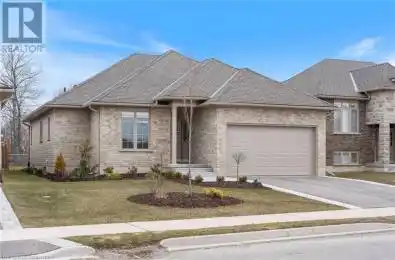 50 VANROOY Trail Waterford Ontario N0E1Y0