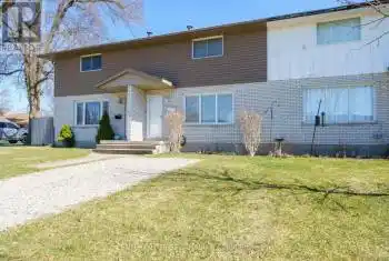 215 Beattie Street, Strathroy-Caradoc (SW), Ontario N7G2X3, 2 Bedrooms Bedrooms, ,1 BathroomBathrooms,All Houses,For Sale,Beattie,X12051076