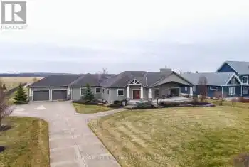 78924 Mcilwain Line, Central Huron (Goderich), Ontario N7A3X8, 5 Bedrooms Bedrooms, ,4 BathroomsBathrooms,All Houses,For Sale,Mcilwain,X12051722