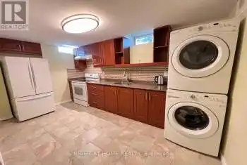 54 Limeridge (Basement) Street, Aurora (Bayview Wellington), Ontario L4G7X9, 2 Bedrooms Bedrooms, ,1 BathroomBathrooms,All Houses,For Rent,Limeridge (Basement),N12050454
