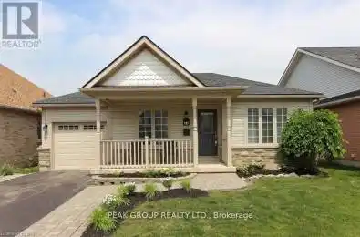 34 COLE Crescent Niagara-on-the-Lake (107 - Glendale) Ontario L0S1J0