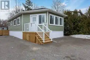 759 Innisfil Beach Road, Innisfil (Alcona), Ontario L9S4E4, 3 Bedrooms Bedrooms, ,1 BathroomBathrooms,All Houses,For Rent,Innisfil Beach,N12051910