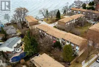 2098 Marine Drive Unit# 3, Oakville (1001 - BR Bronte), Ontario L6L1B7, 3 Bedrooms Bedrooms, ,4 BathroomsBathrooms,All Houses,For Sale,Marine,W12051345