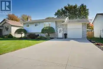 224 Munroe Street, West Elgin (West Lorne), Ontario N0L2P0, 4 Bedrooms Bedrooms, ,2 BathroomsBathrooms,All Houses,For Sale,Munroe,X12051944